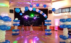 images\balloon arch with disco 1